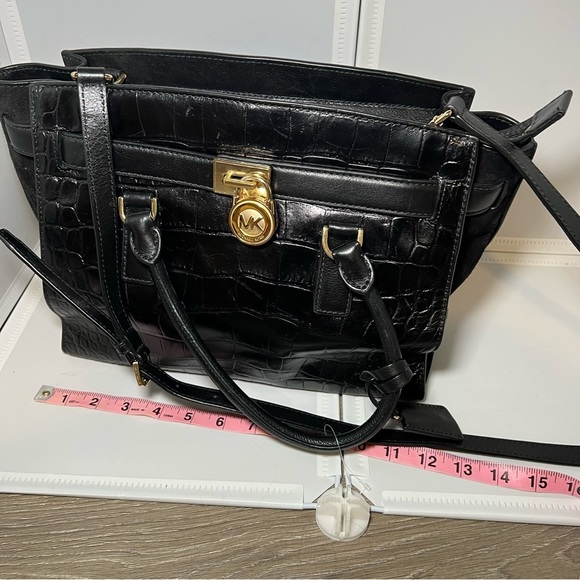 Michael Kors Hamilton leather crossbody bag Black Crocodile Leather Suede - Picture 5 of 12